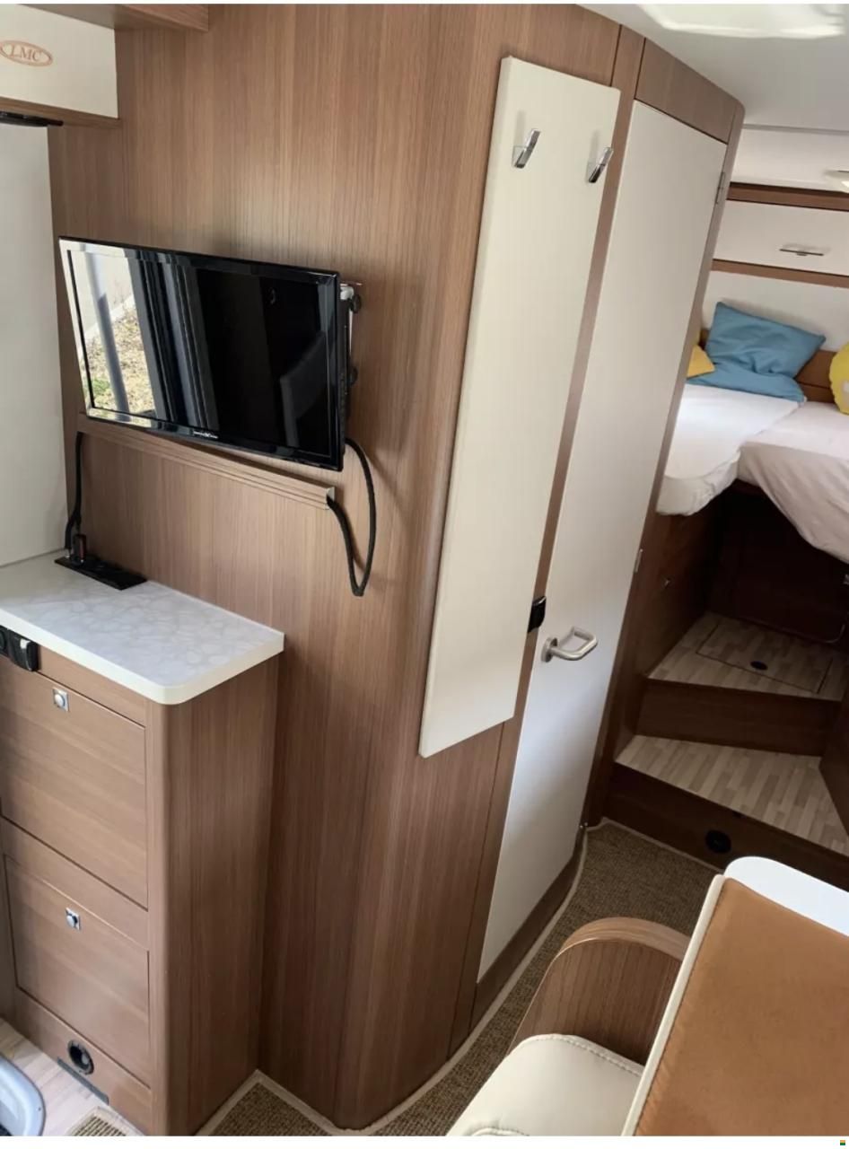 LMC Explorer Sport Line