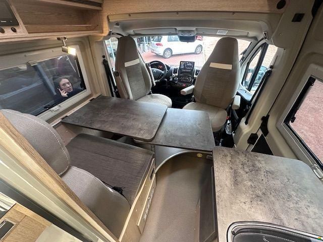 P&ouml;ssl 2 Twin Vario 600