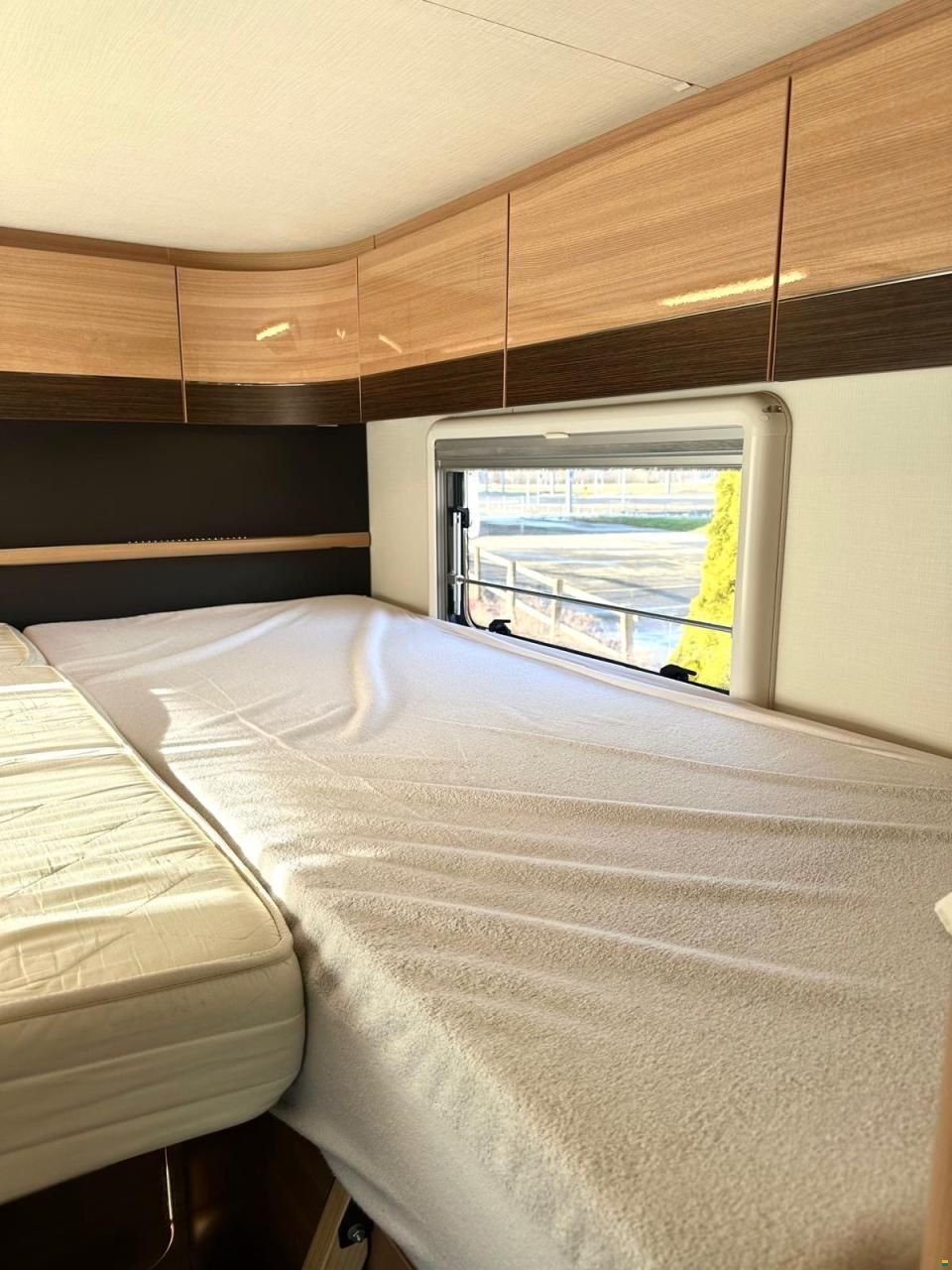 Fiat *LMC LÄNGSBETT MIT AUFSTELLDACH AUTOMAT*