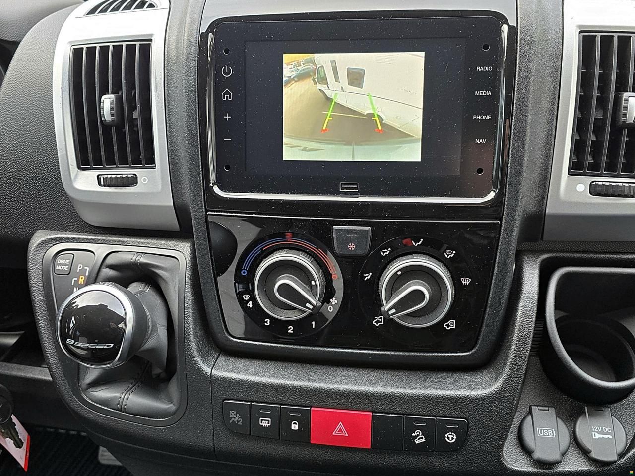 Adria TWIN 640 SGX SUPREME AUTOMAT 160MJ