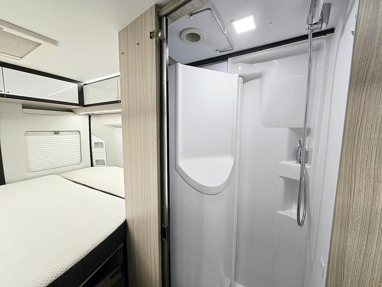 Adria TWIN 600 SPB PLUS AUTOMAT MAXI 160MJ