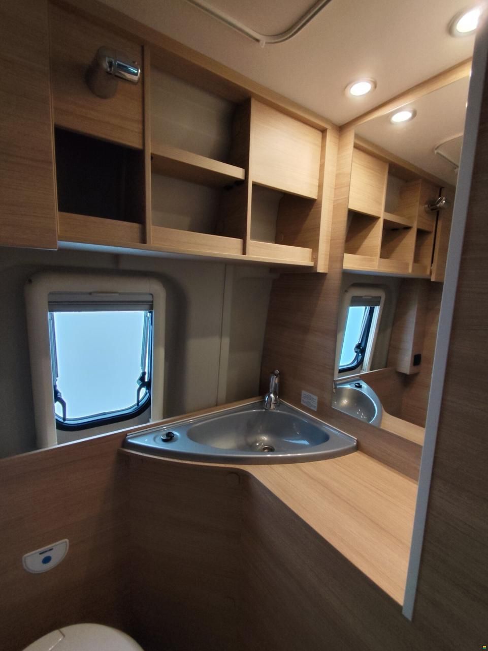 Roadcar R 600 Citroen 140 PS