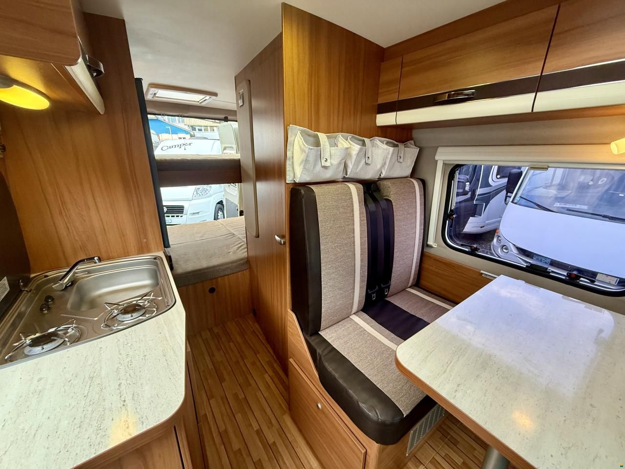 Weinsberg Camper - Freelife - 4 People