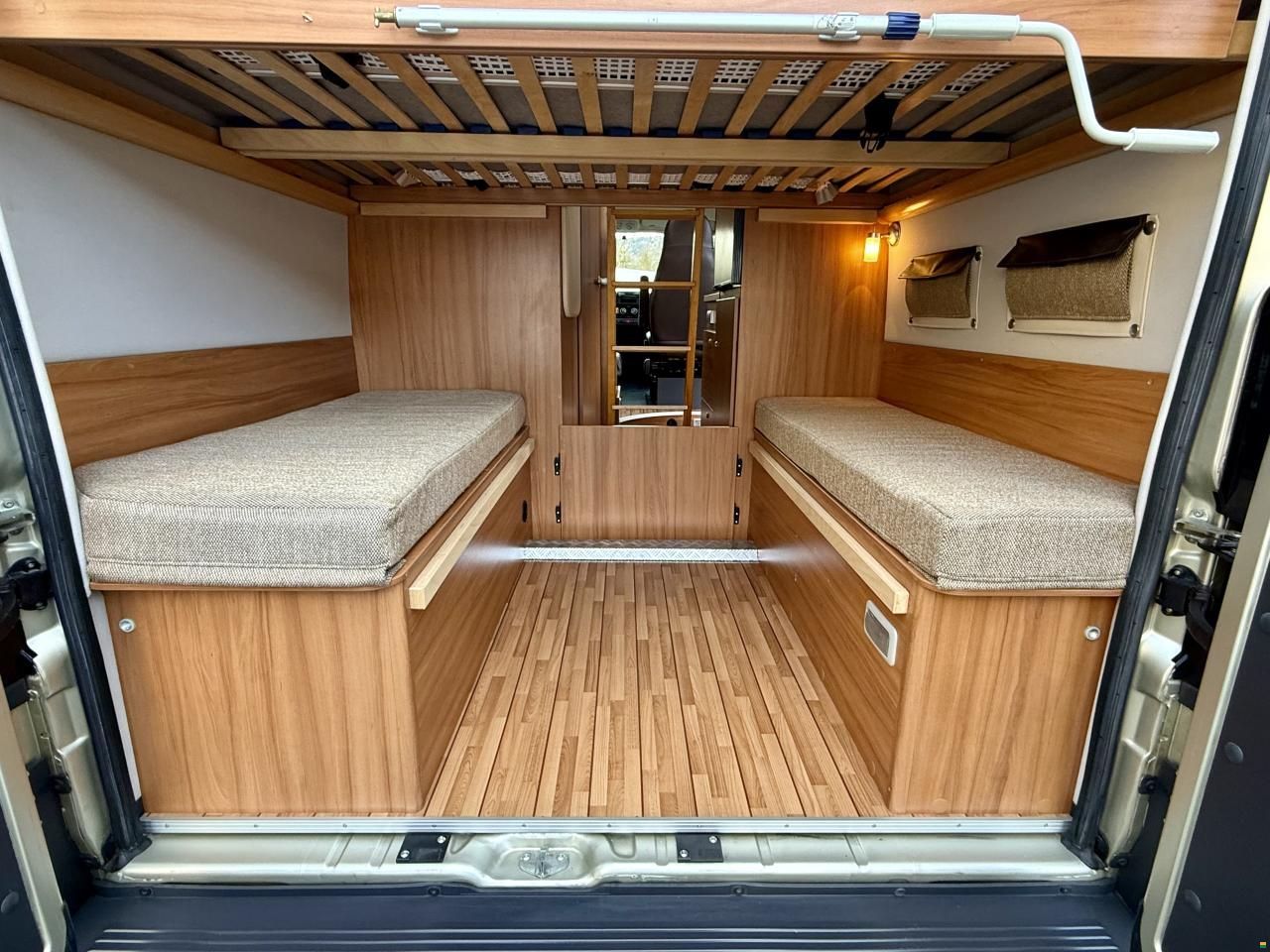 Weinsberg Camper - Freelife - 4 People