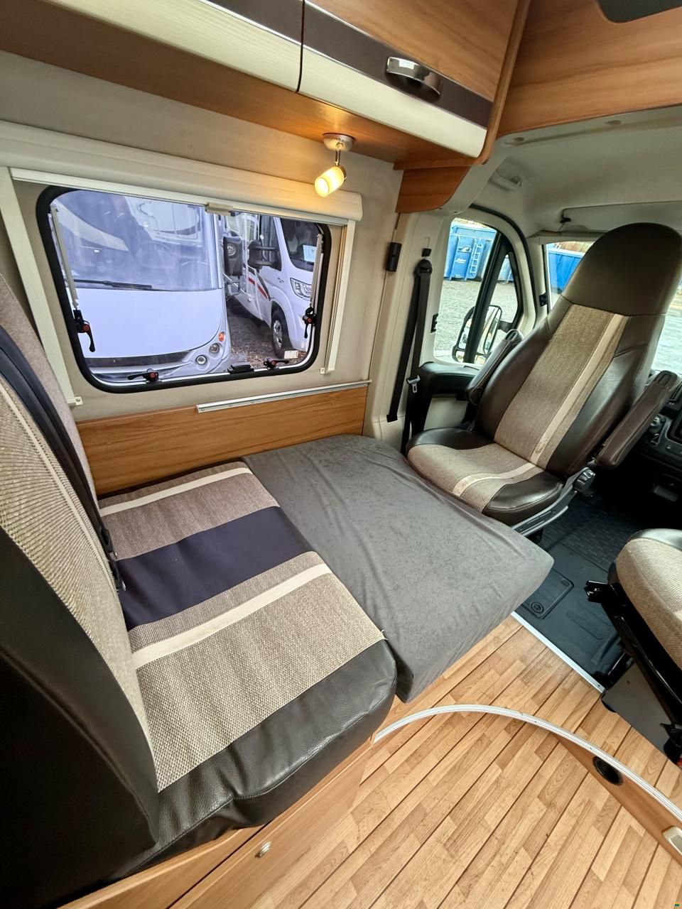 Weinsberg Camper - Freelife - 4 People