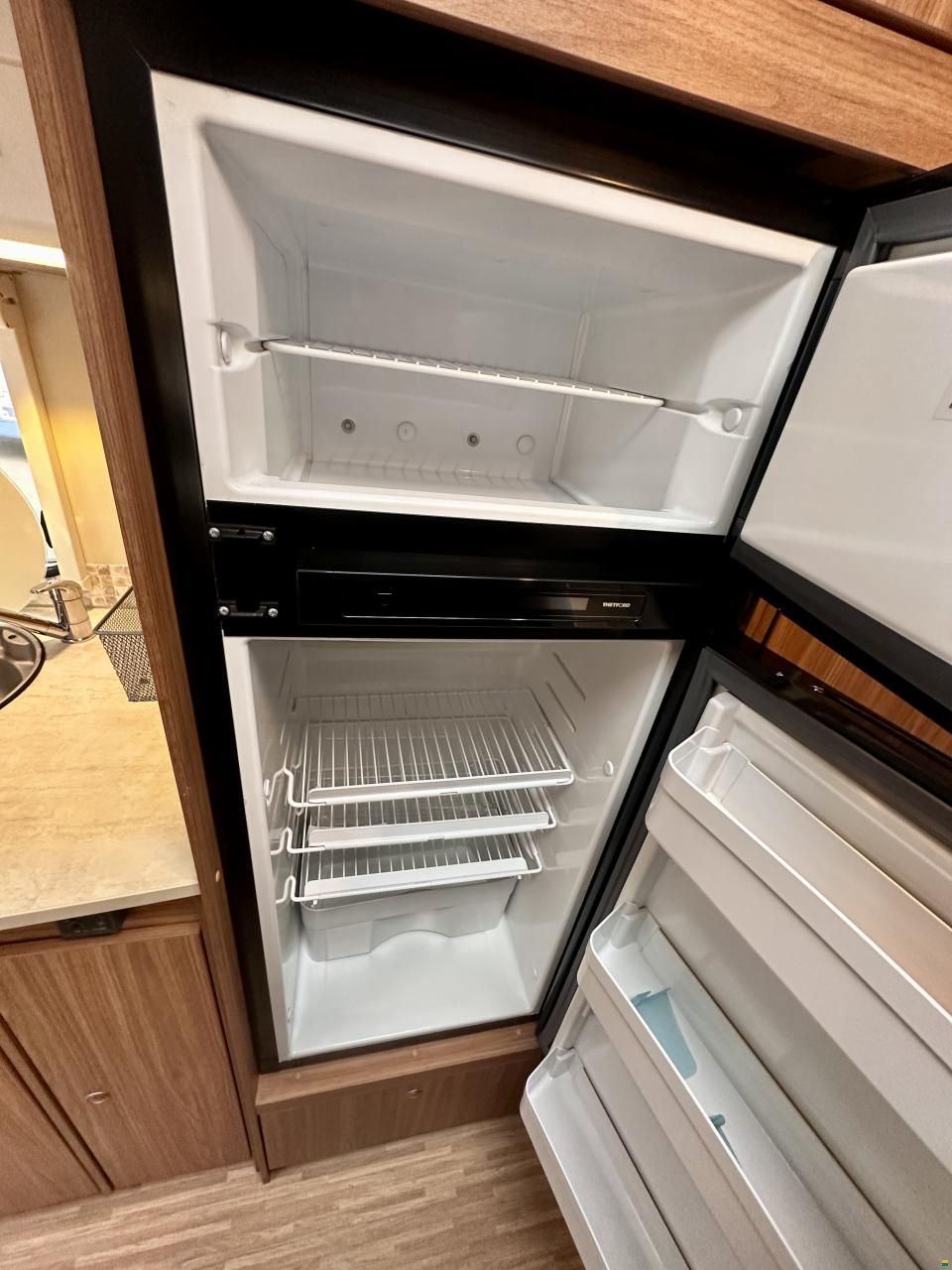 Carado A464 - Family Time