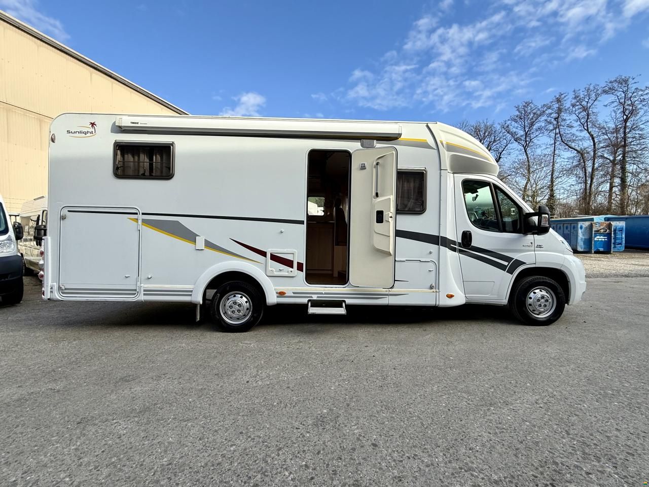 Sunlight T67 - Automatik - Hubbett