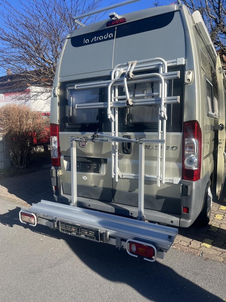 La Strada 201** Rundsitzgruppe**