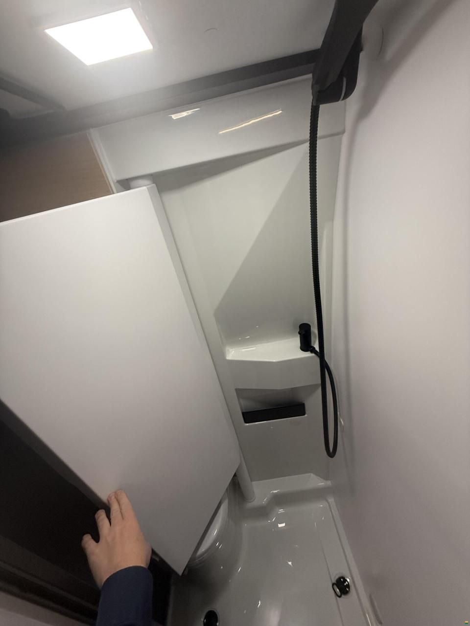 Adria Twin 60Y 640 SLB