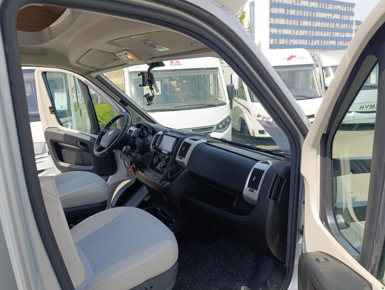 B&uuml;rstner IT 732