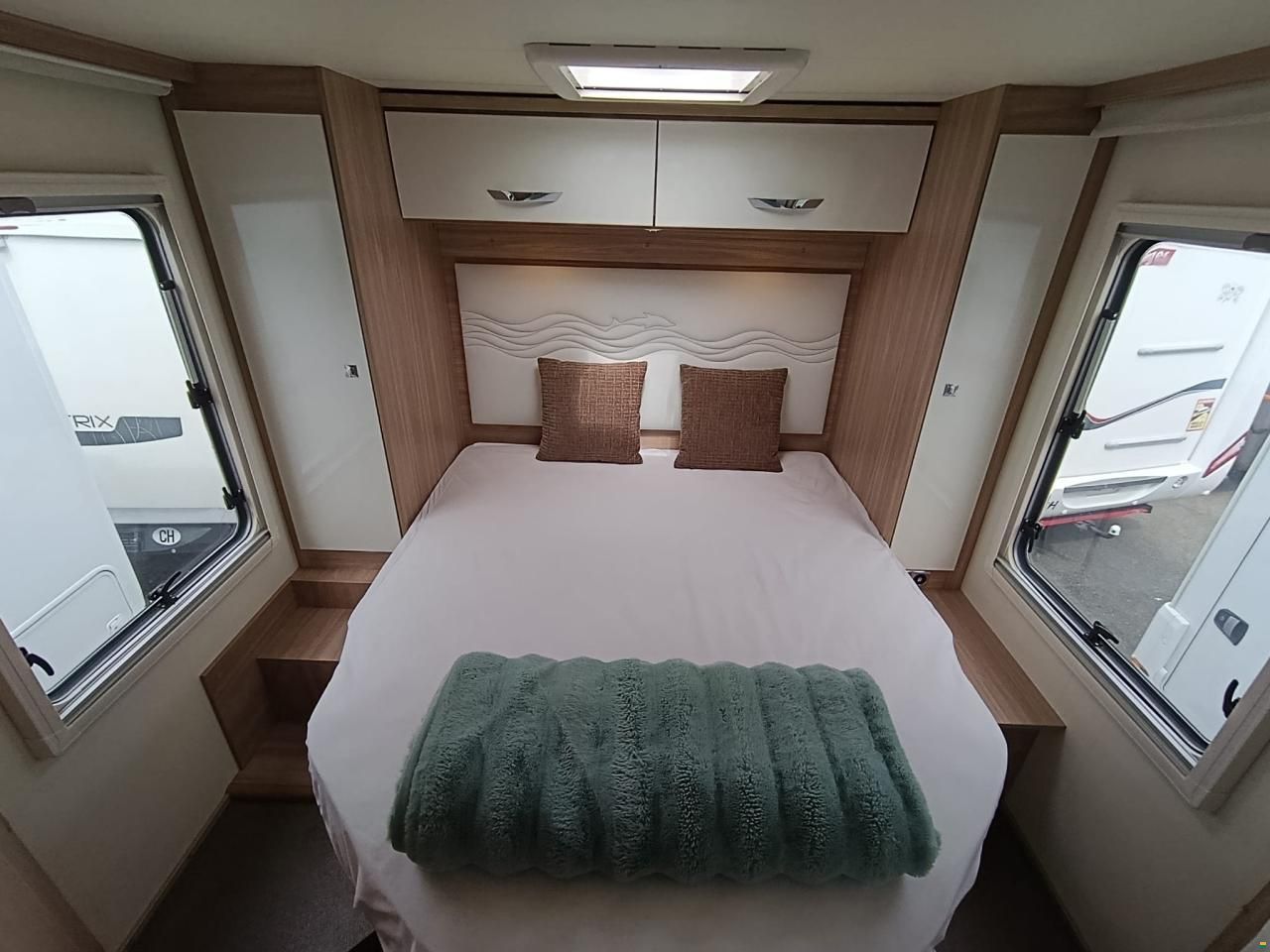 B&uuml;rstner IT 732