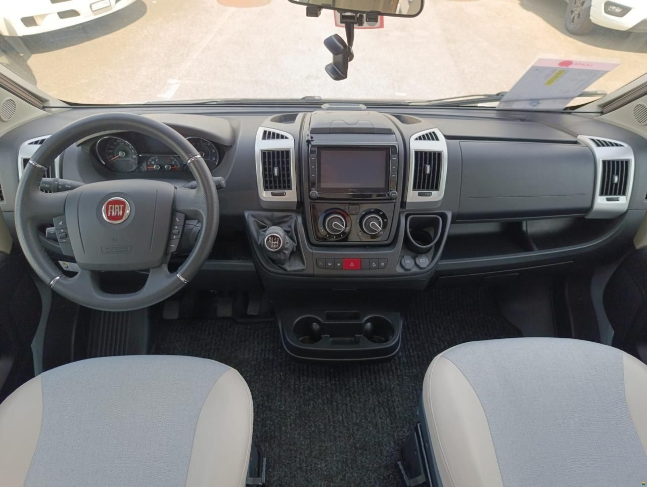 B&uuml;rstner IT 732