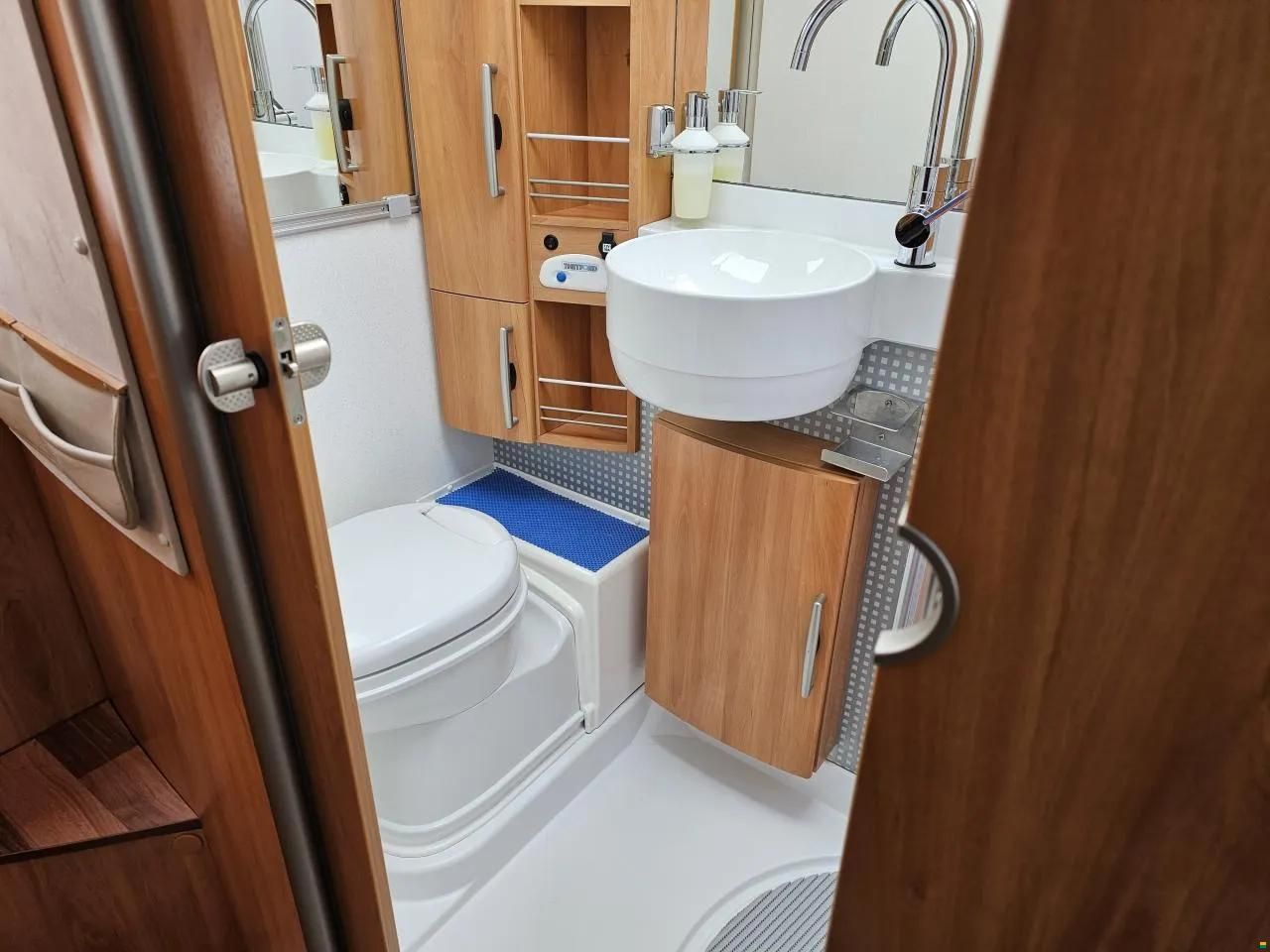 Hymer Mercedes Benz B660SL