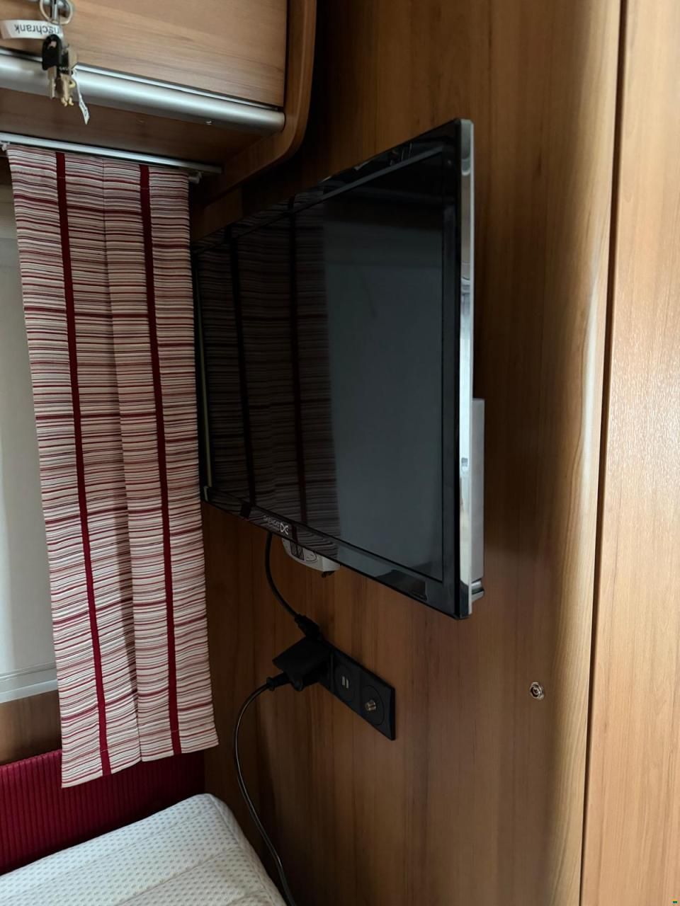 B&uuml;rstner Averso TK480