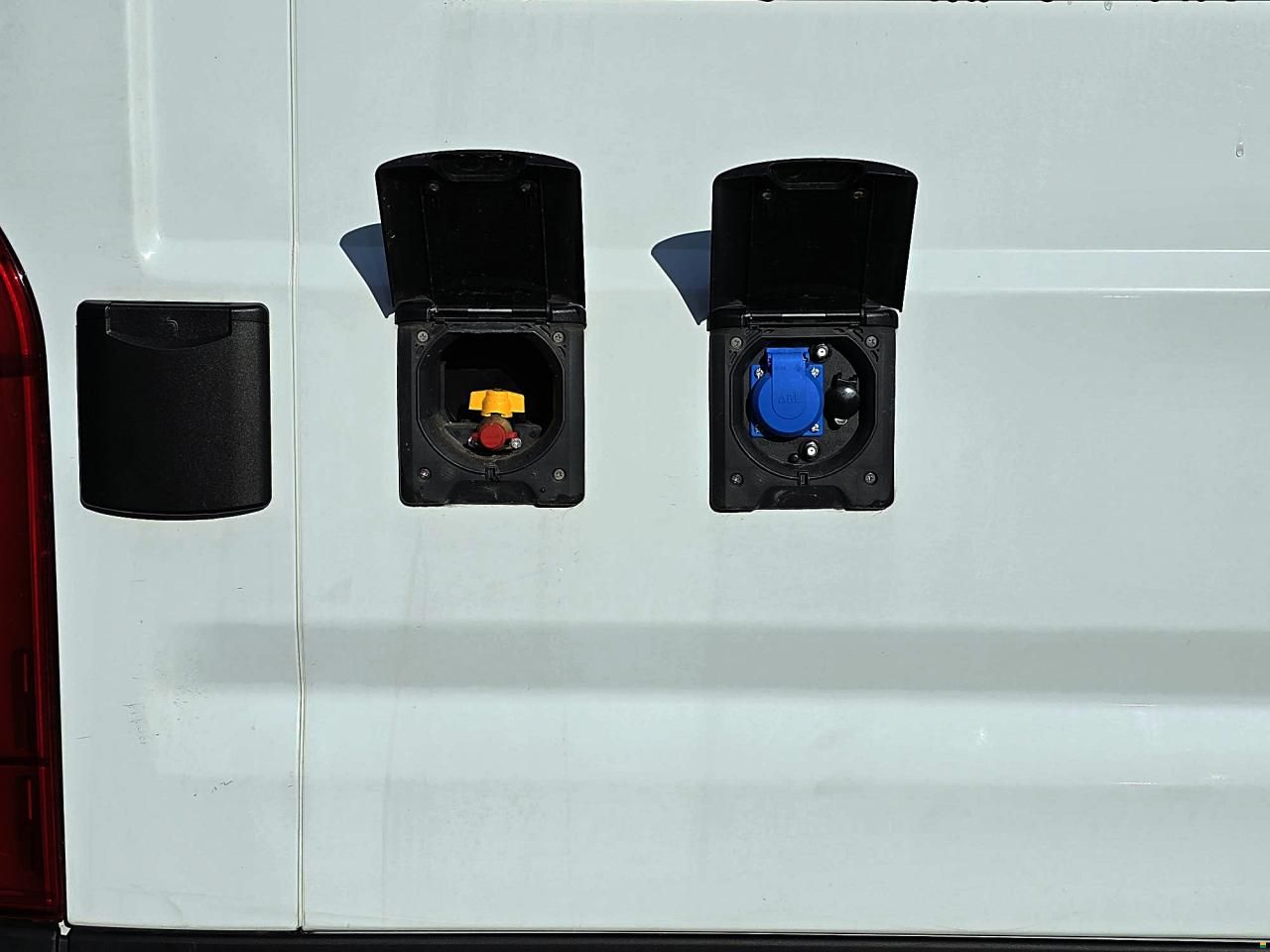 Clever Vans RUNNER 636 AUFSTELLDACH 2.2 HDI