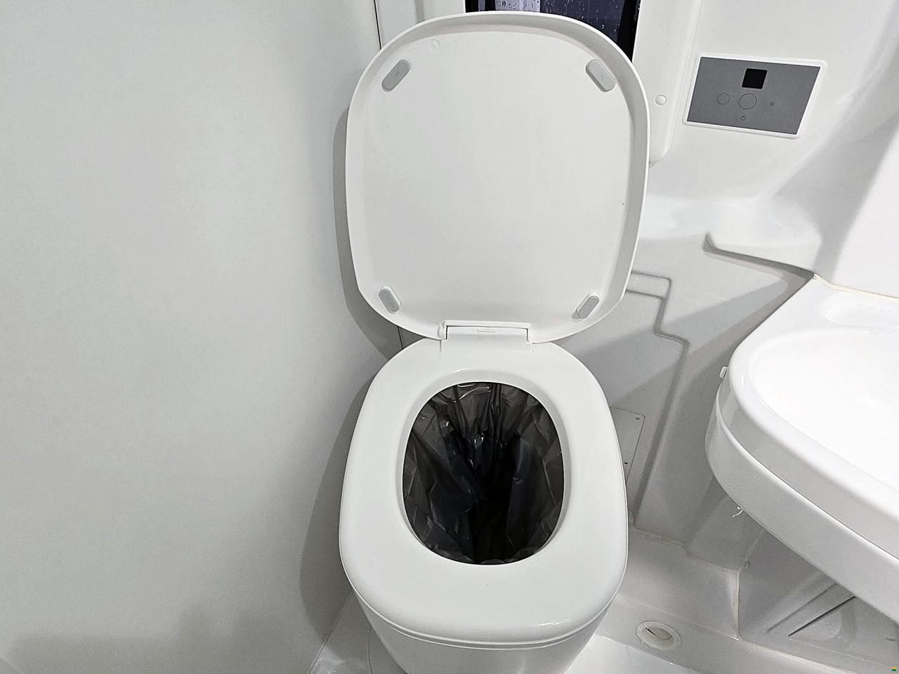 Clever Vans RUNNER 636 AUFSTELLDACH 2.2 HDI