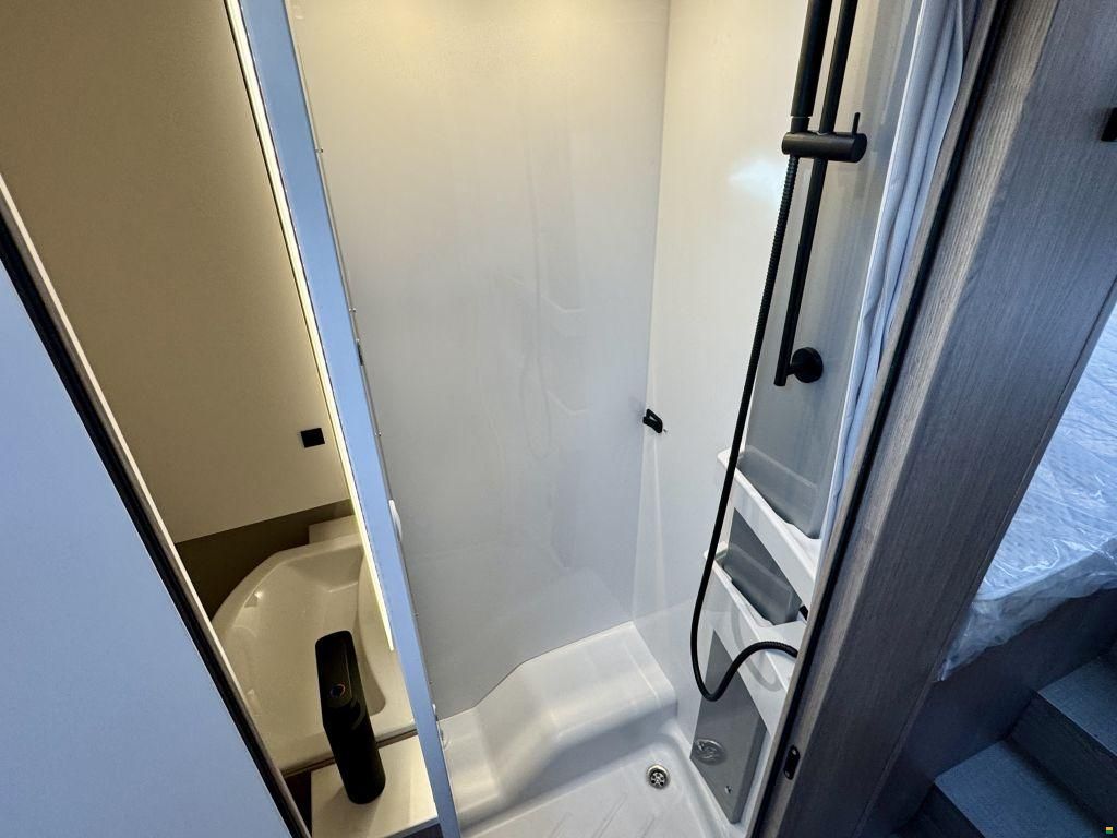 B&uuml;rstner Lyseo Time T Skyline 726 G