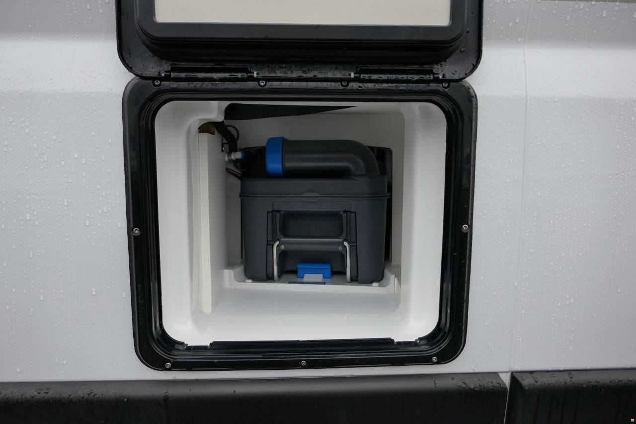 Weinsberg CaraTour 540 MQ (CaraBus Grey)