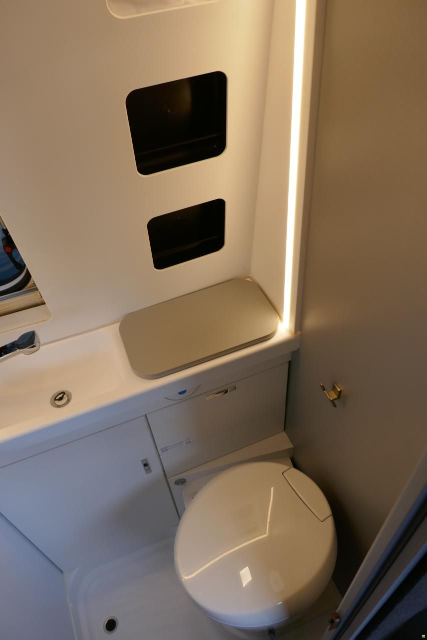 Weinsberg CaraTour 540 MQ (CaraBus Grey)