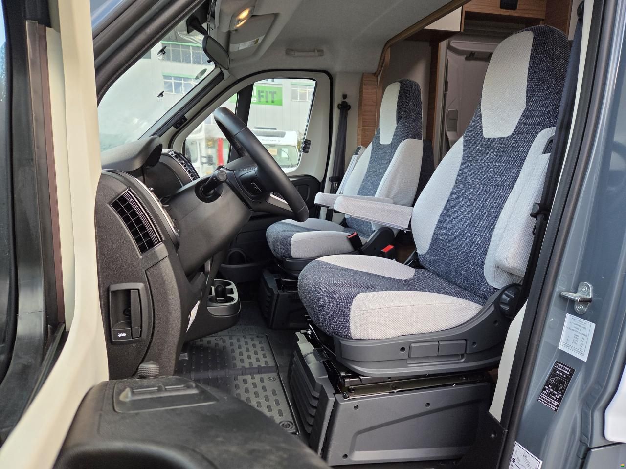 Weinsberg CaraHome 650 MEG