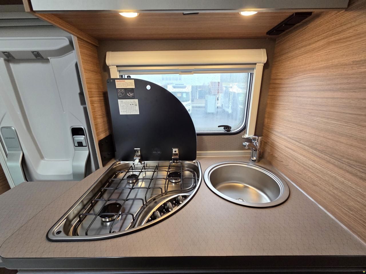 Weinsberg CaraHome 650 MEG