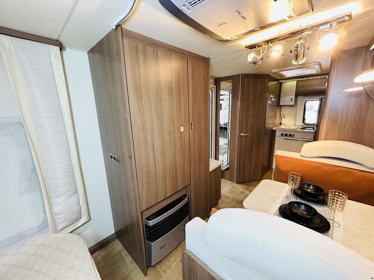 B&uuml;rstner Averso Top 545