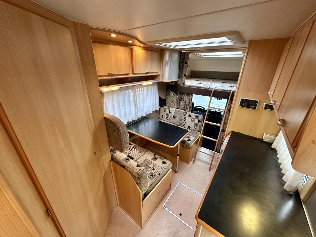 Eura Mobil - Compact Winter Edition