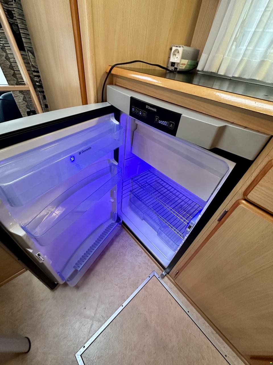 Eura Mobil - Compact Winter Edition