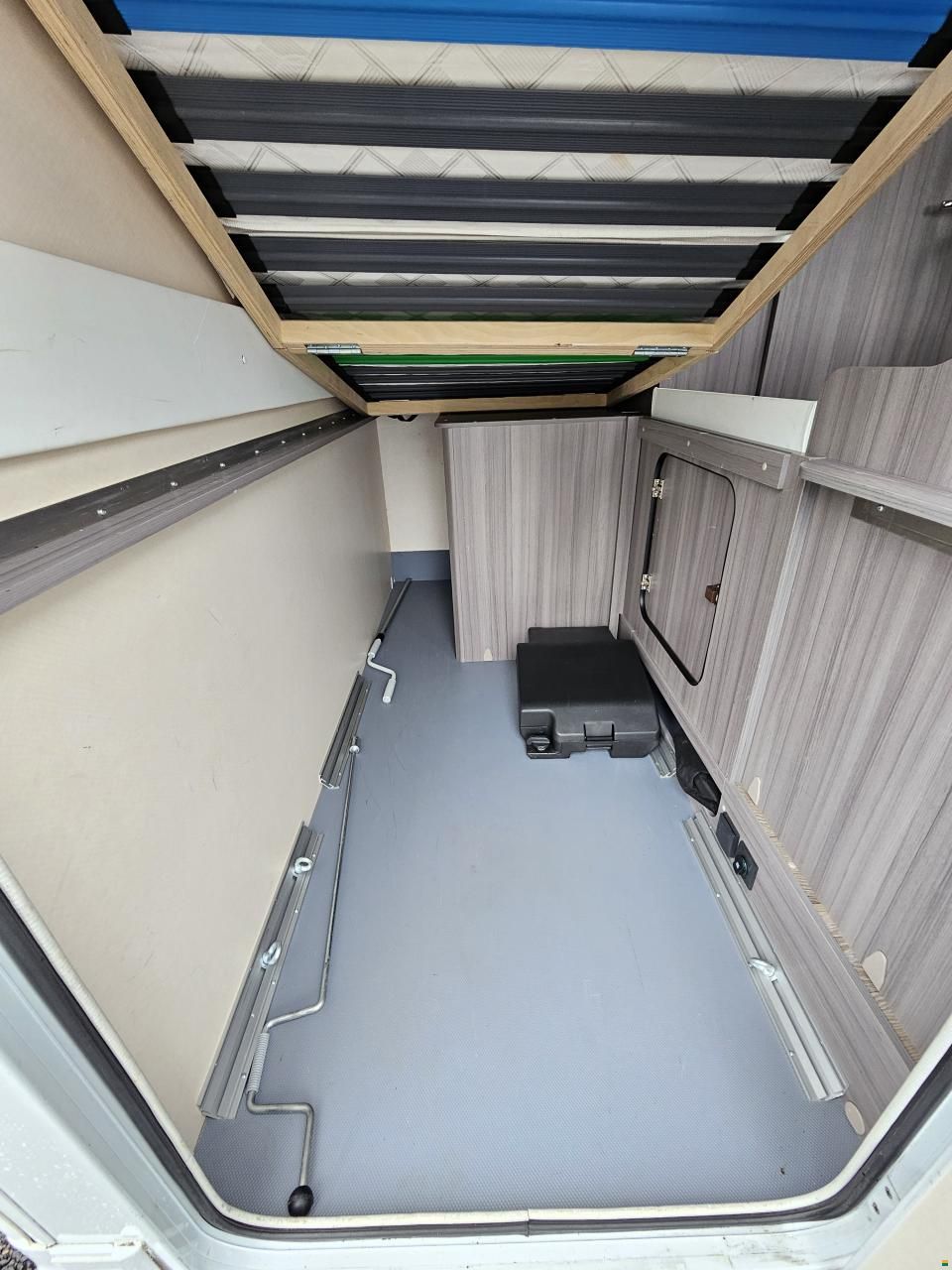 Hobby T 65 hkm Hubbett & Kaj&uuml;ttenbett!