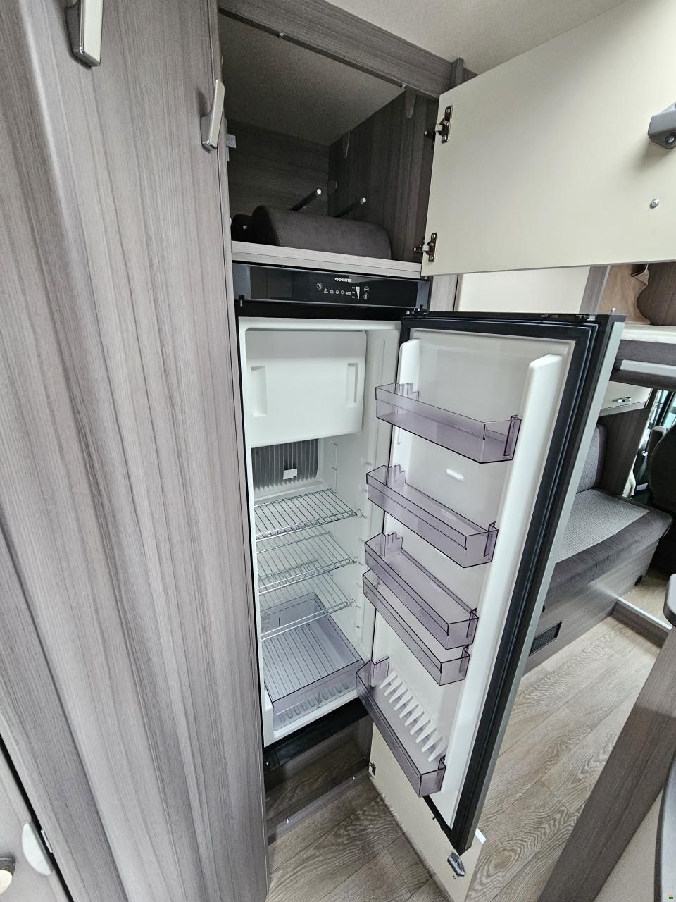 Hobby T 65 hkm Hubbett & Kaj&uuml;ttenbett!