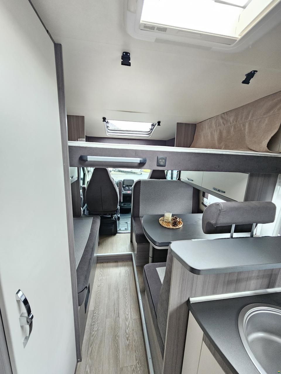 Hobby T 65 hkm Hubbett & Kaj&uuml;ttenbett!