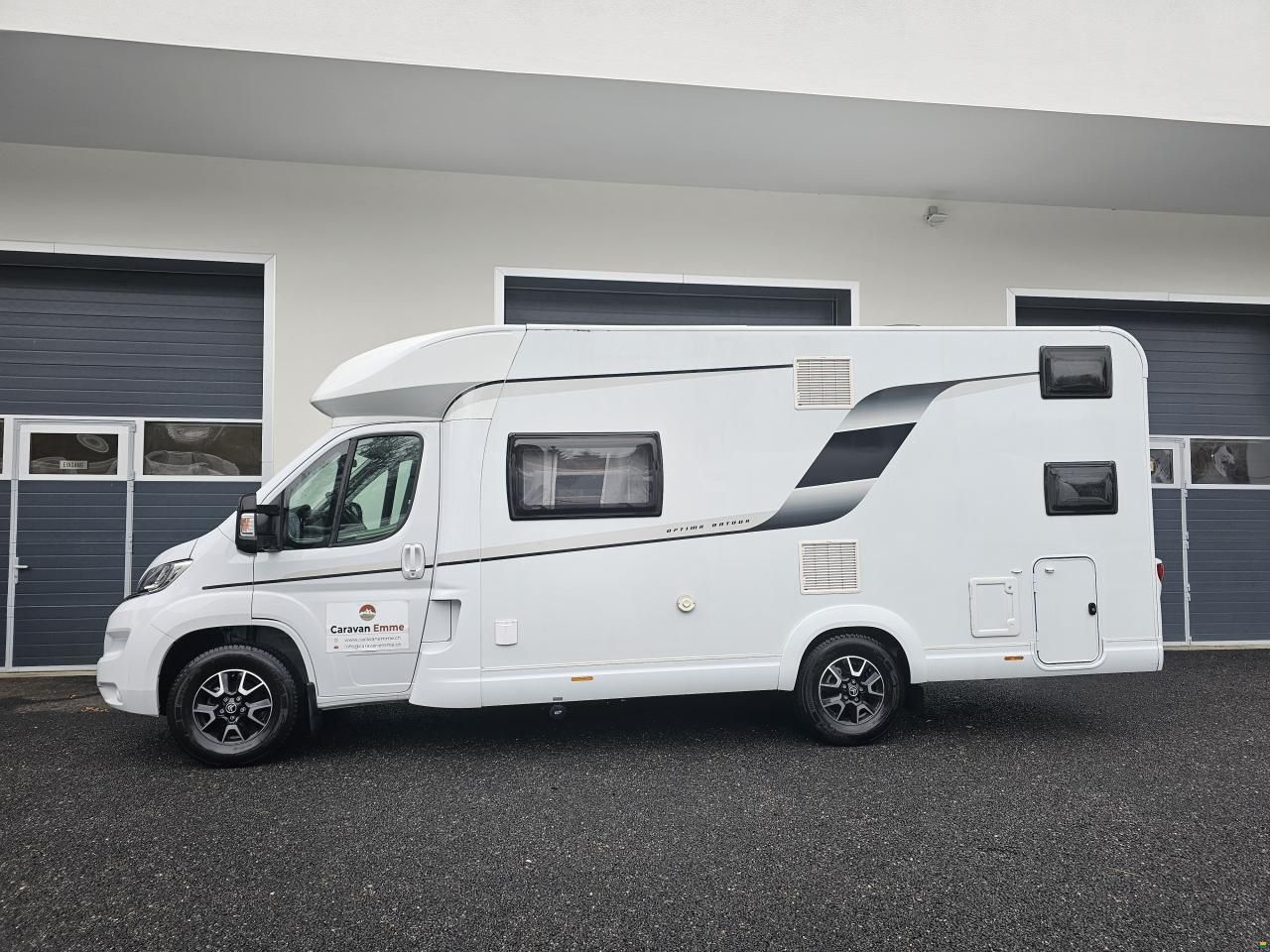 Hobby T 65 hkm Hubbett & Kaj&uuml;ttenbett!