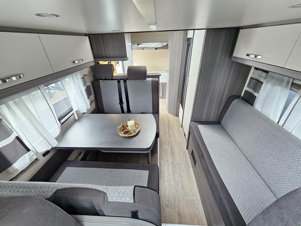 Hobby T 65 hkm Hubbett & Kaj&uuml;ttenbett!