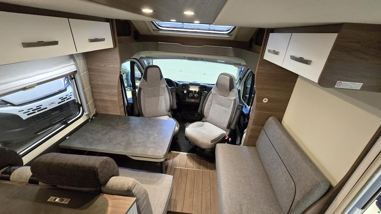 Knaus Live Wave 650 MG