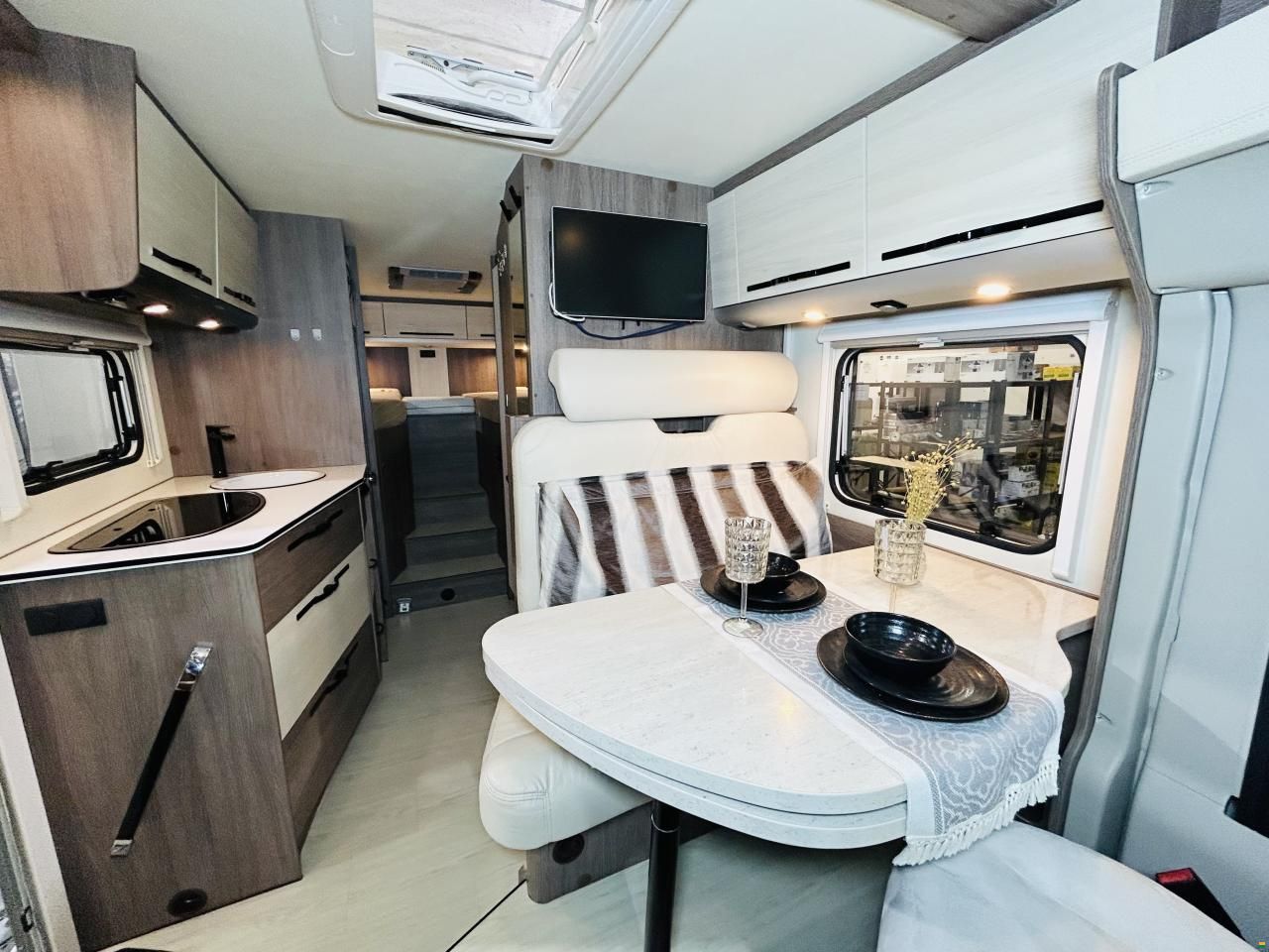 B&uuml;rstner Nexxo Time T690