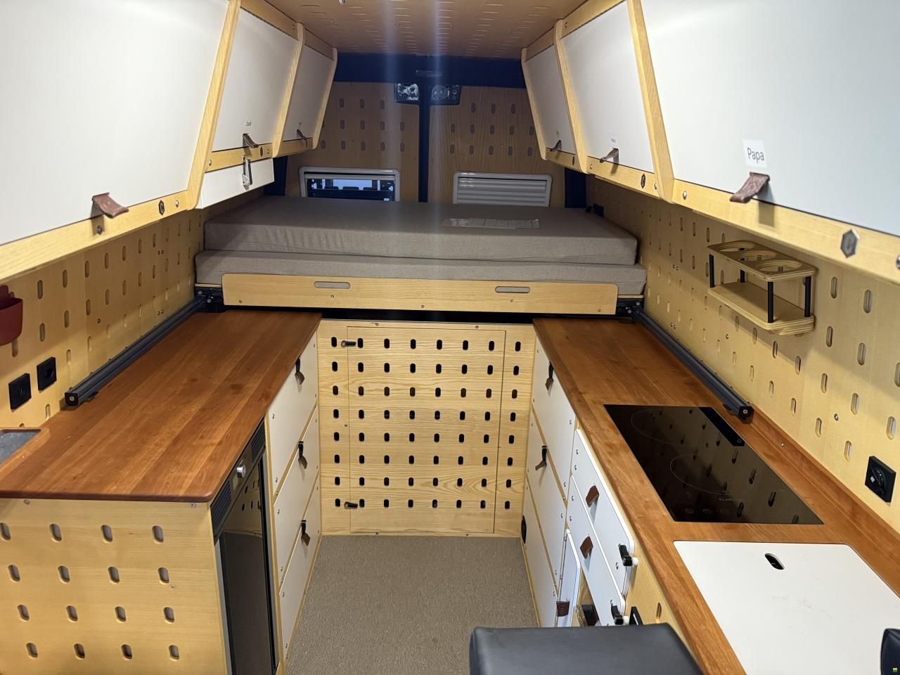 Mercedes Benz Sprinter