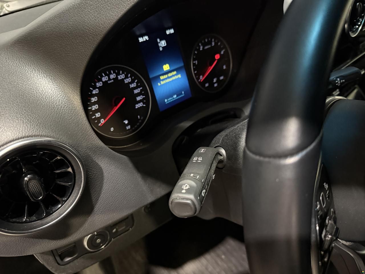 Mercedes Benz Sprinter