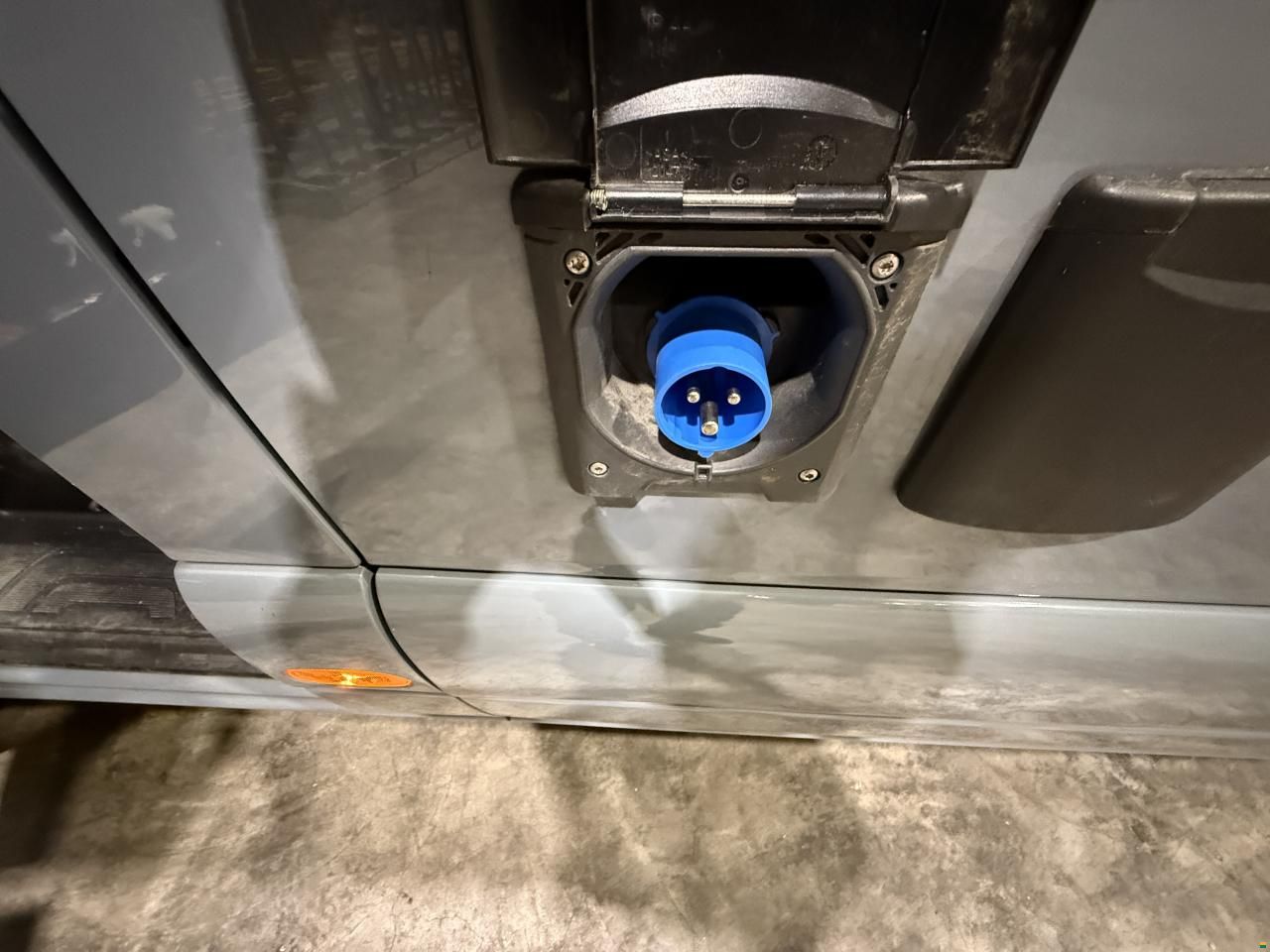 Mercedes Benz Sprinter