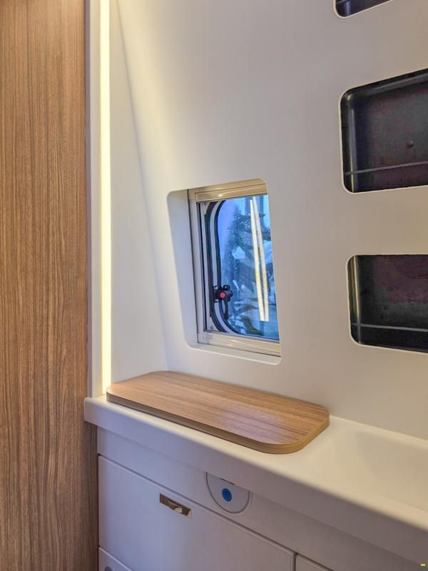 Weinsberg CaraBus 600 MQH Edition [Fire]