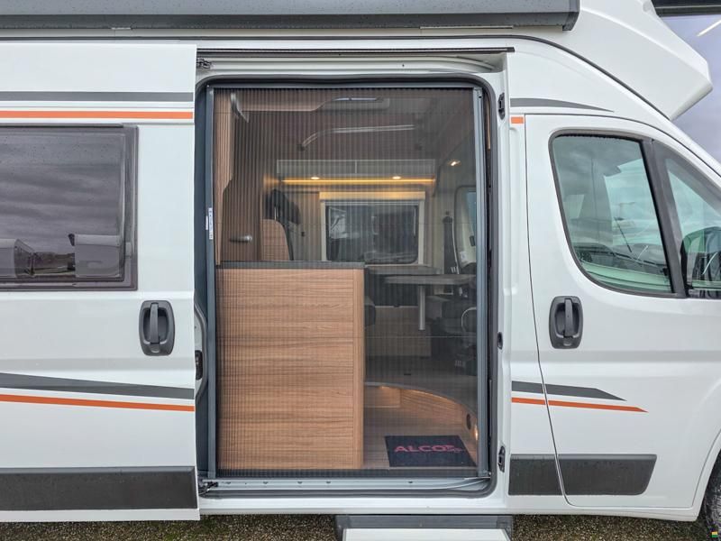 Weinsberg CaraBus 600 MQH Edition [Fire]