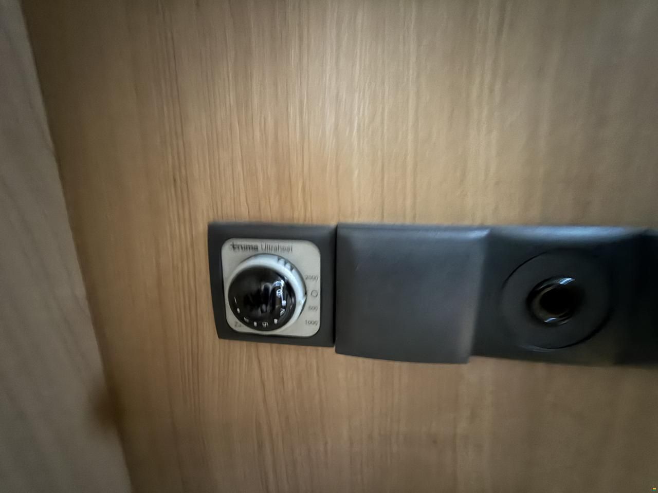 B&uuml;rstner Averso fifty 465TS