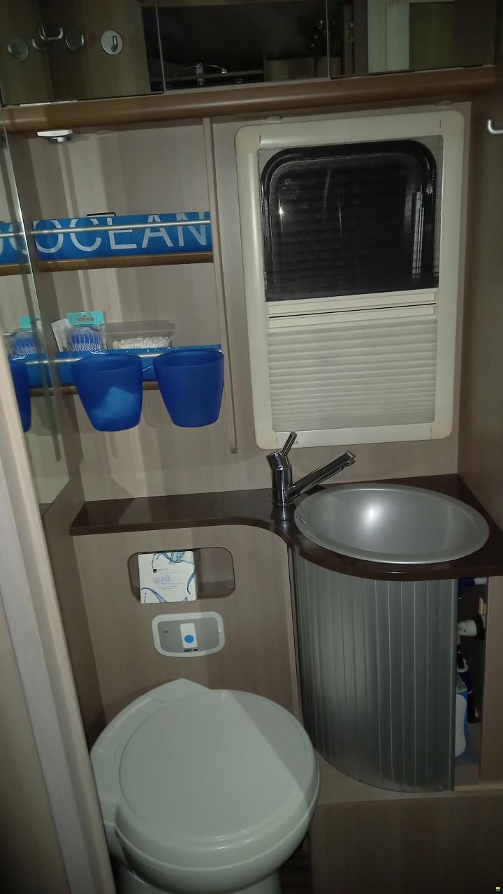 Adria Matrix Supreme 687 SL