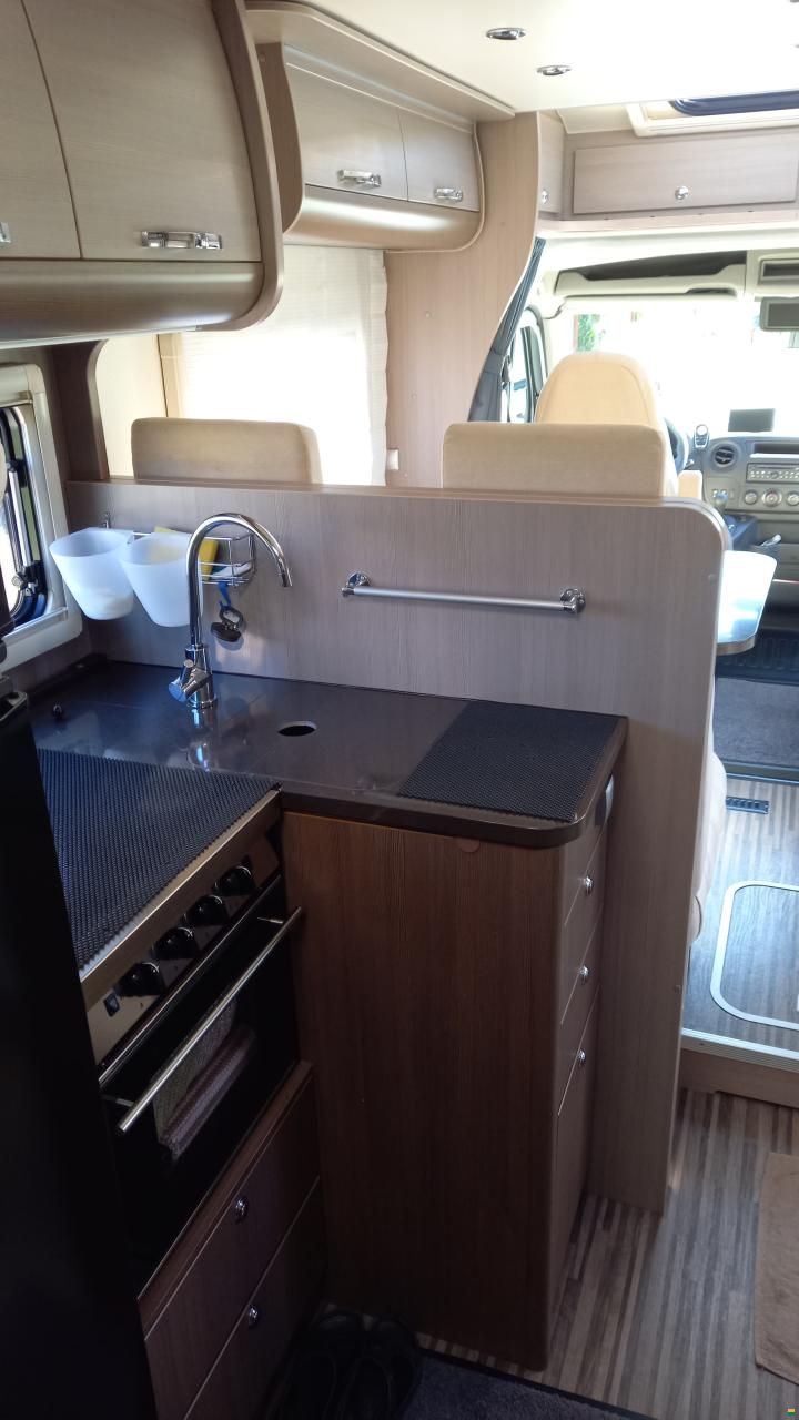 Adria Matrix Supreme 687 SL