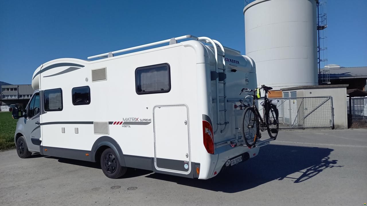 Adria Matrix Supreme 687 SL