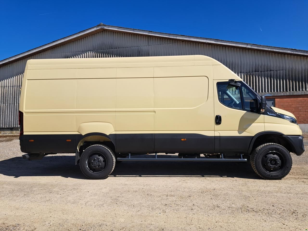 Iveco 70S18HW
