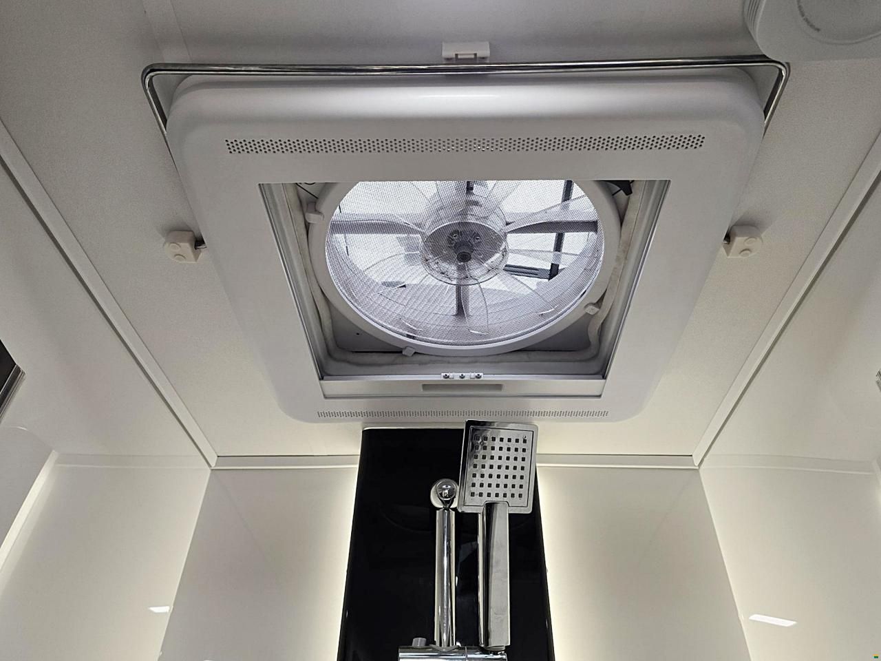 Chausson 640 TITANIUM ULTIMATE 2.0 AUTOMAT