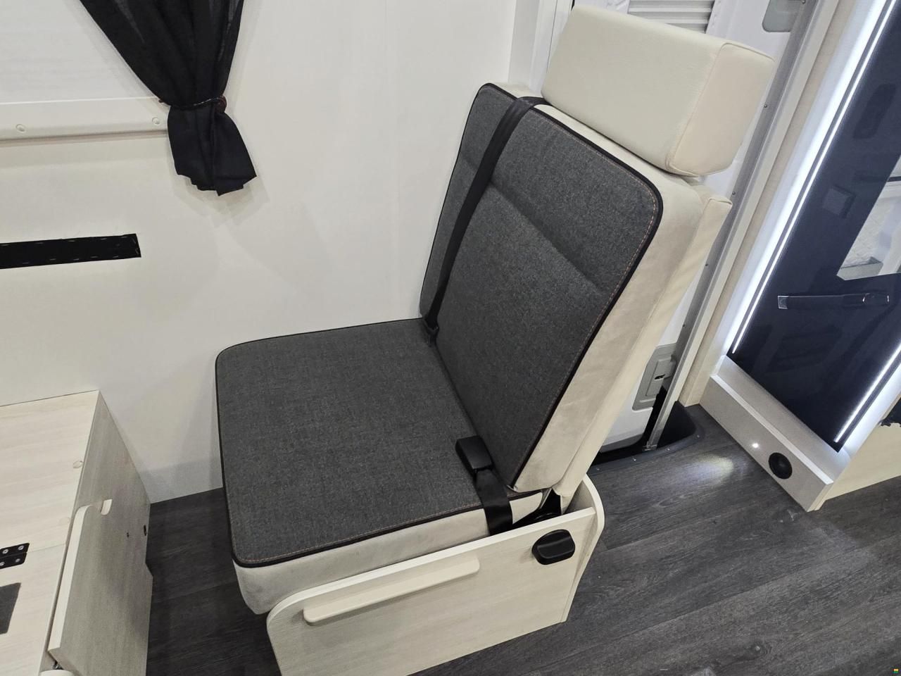 Chausson 640 TITANIUM ULTIMATE 2.0 AUTOMAT