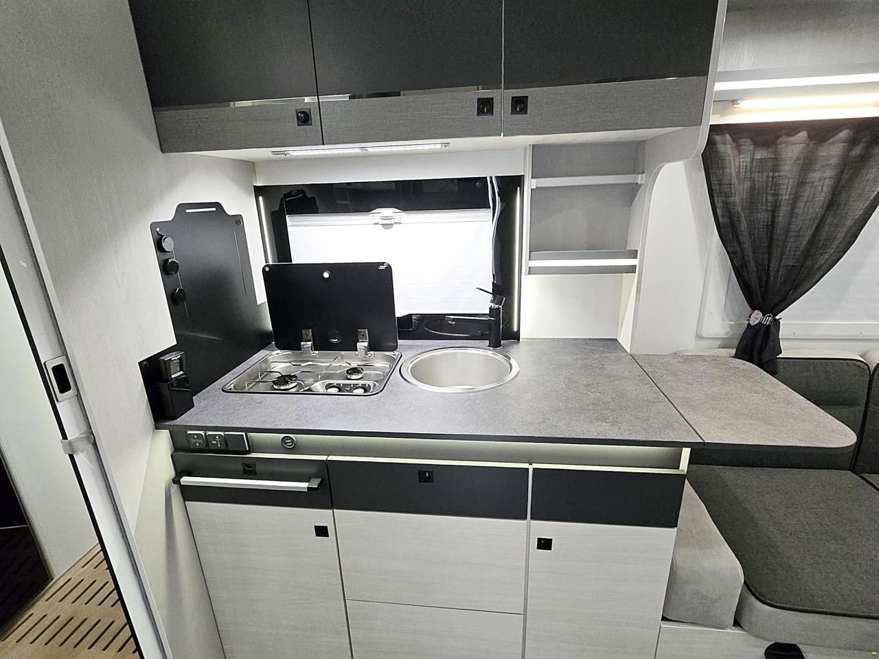 Chausson 640 TITANIUM ULTIMATE 2.0 AUTOMAT