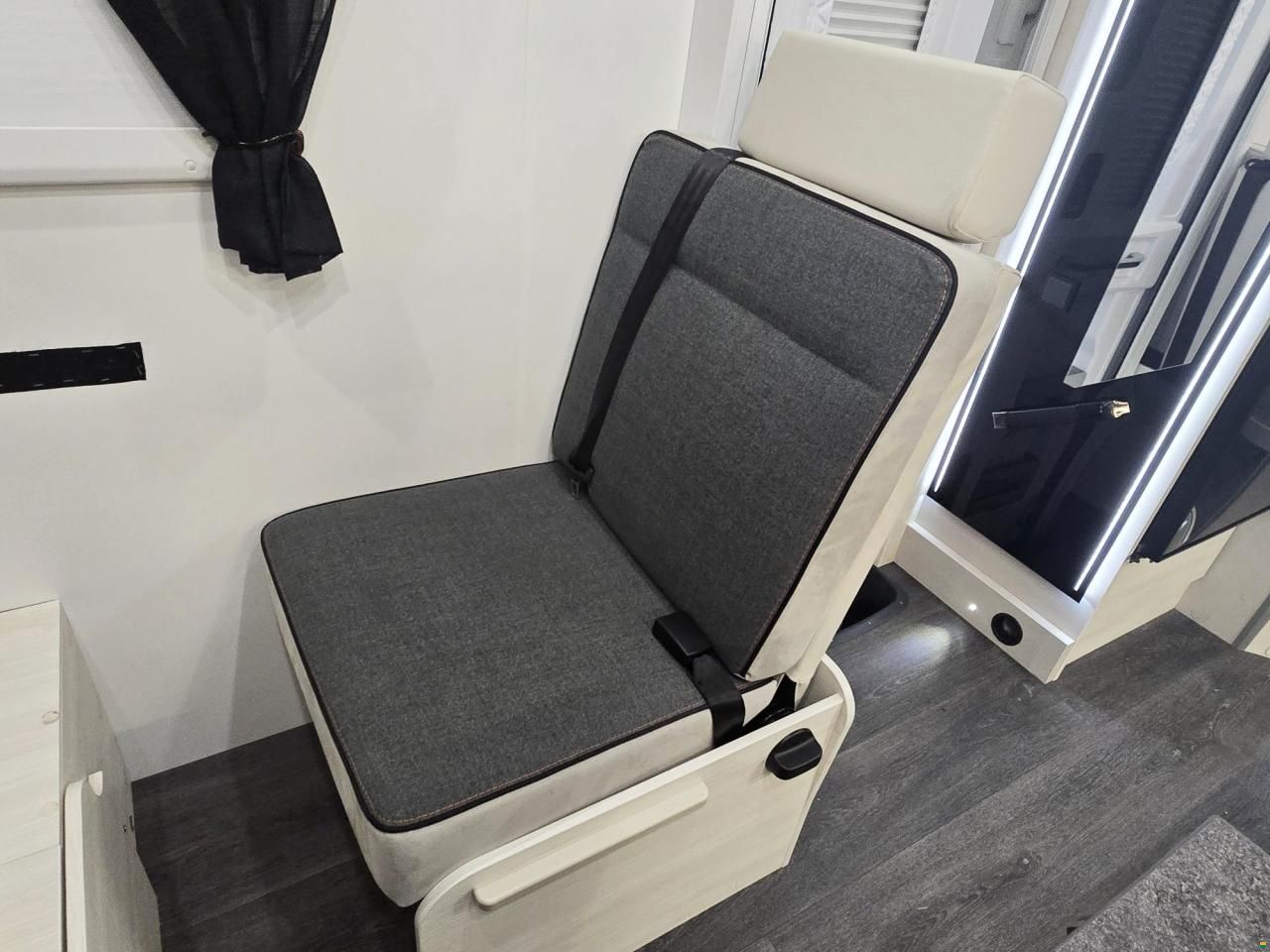 Chausson 640 TITANIUM ULTIMATE 2.0 AUTOMAT