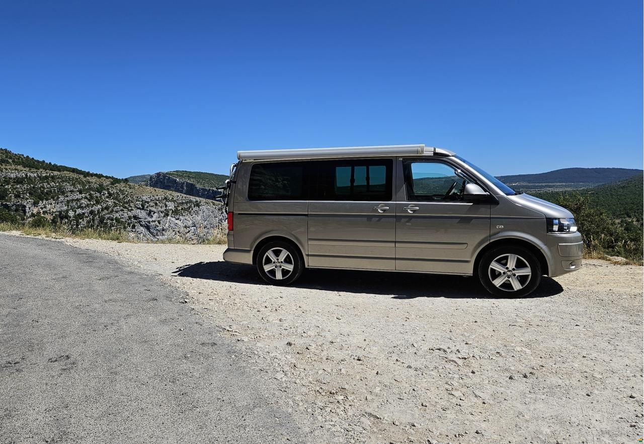 Volkswagen T5 California